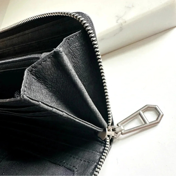 Liebeskind Berlin Lesley Snake Leather Large Zip Around RFID Protection Wallet - Picture 10 of 12